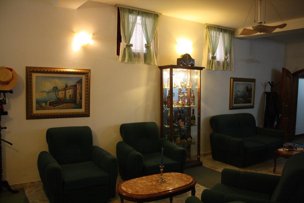 Villa Pepeto Durres Albania מראה חיצוני תמונה